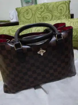 Dijual cepat,Tas LV damier