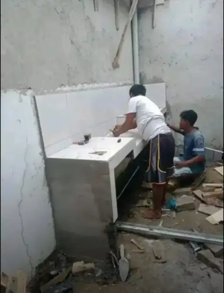 Renovasi rumah dan Atap bocor
