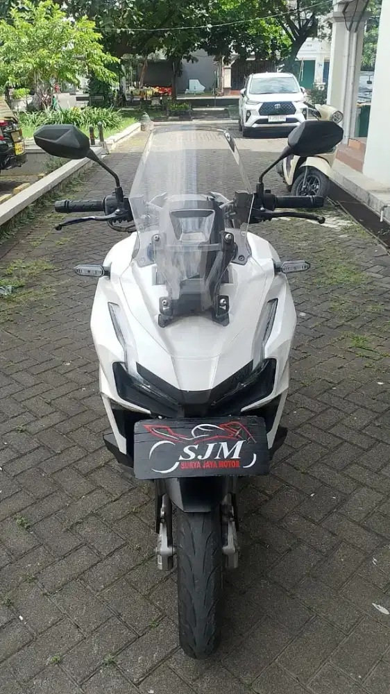HONDA ADV 160 CBS 2023 MESIN HALUS