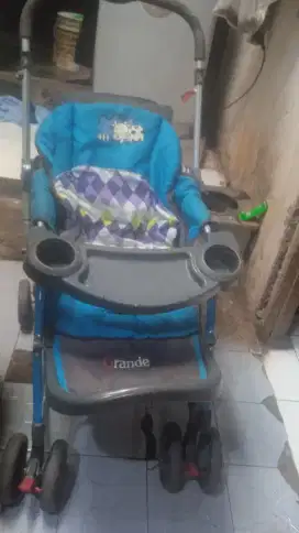 Dijual kereta bayi bekas masih layak pakai