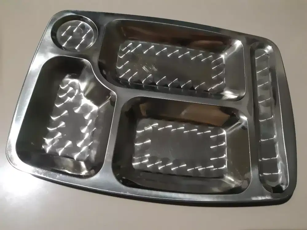 Piring Sekat Stainless Prasmanan Katering Kuliner