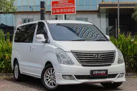 Hyundai H1 H-1 2.5 XG CRDi Diesel Solar AT Matic 2012 Putih
