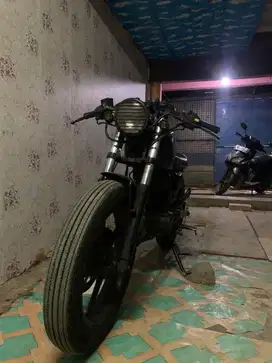 motor yamaha byson caferacer