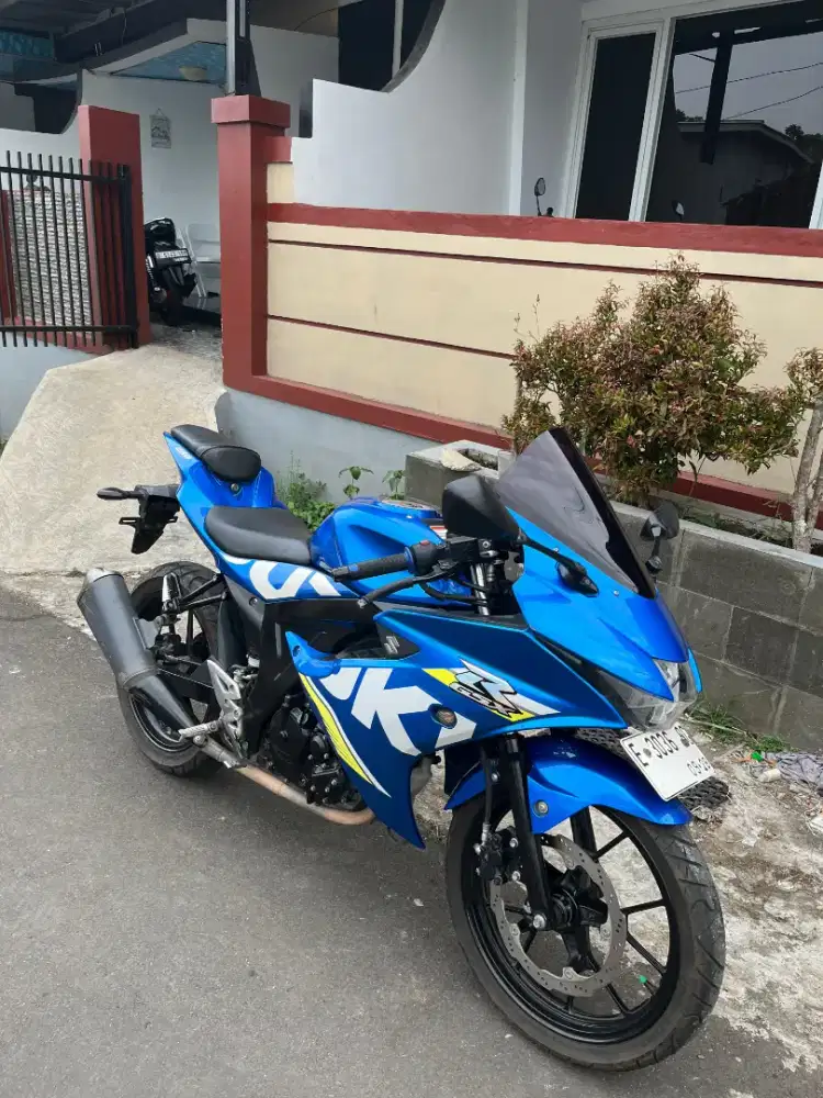 Jual motor gsx r150 ss kumplit