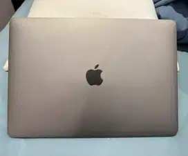 Macbook Pro 13 Inch M2 Ram 8 GB