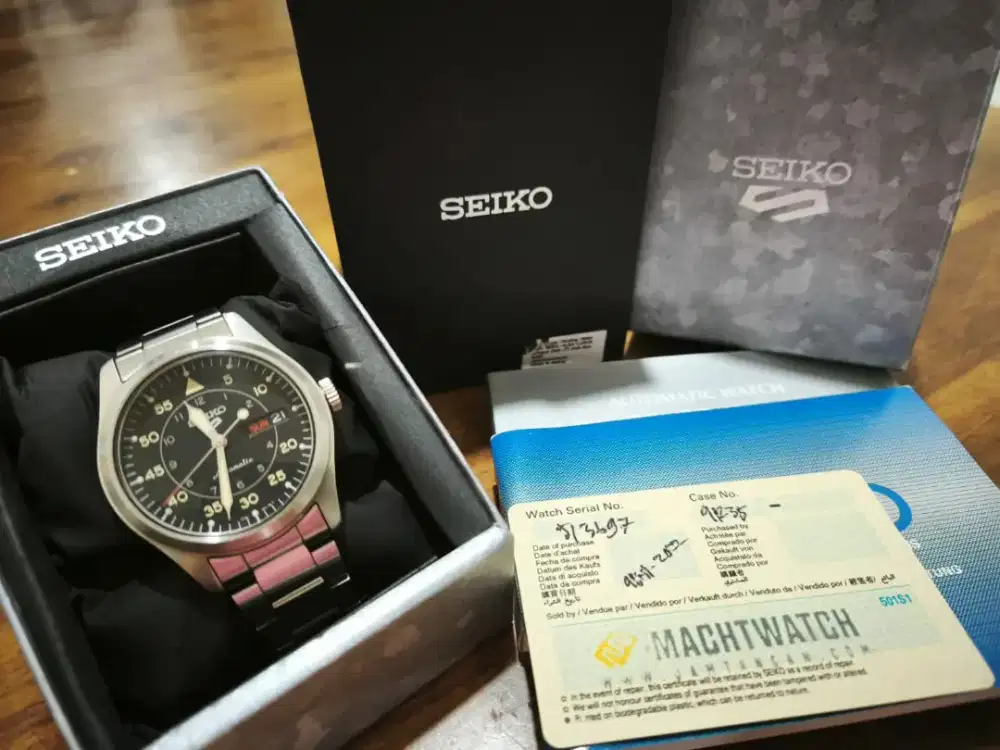 Jam tangan Seiko 5 Military Automatic