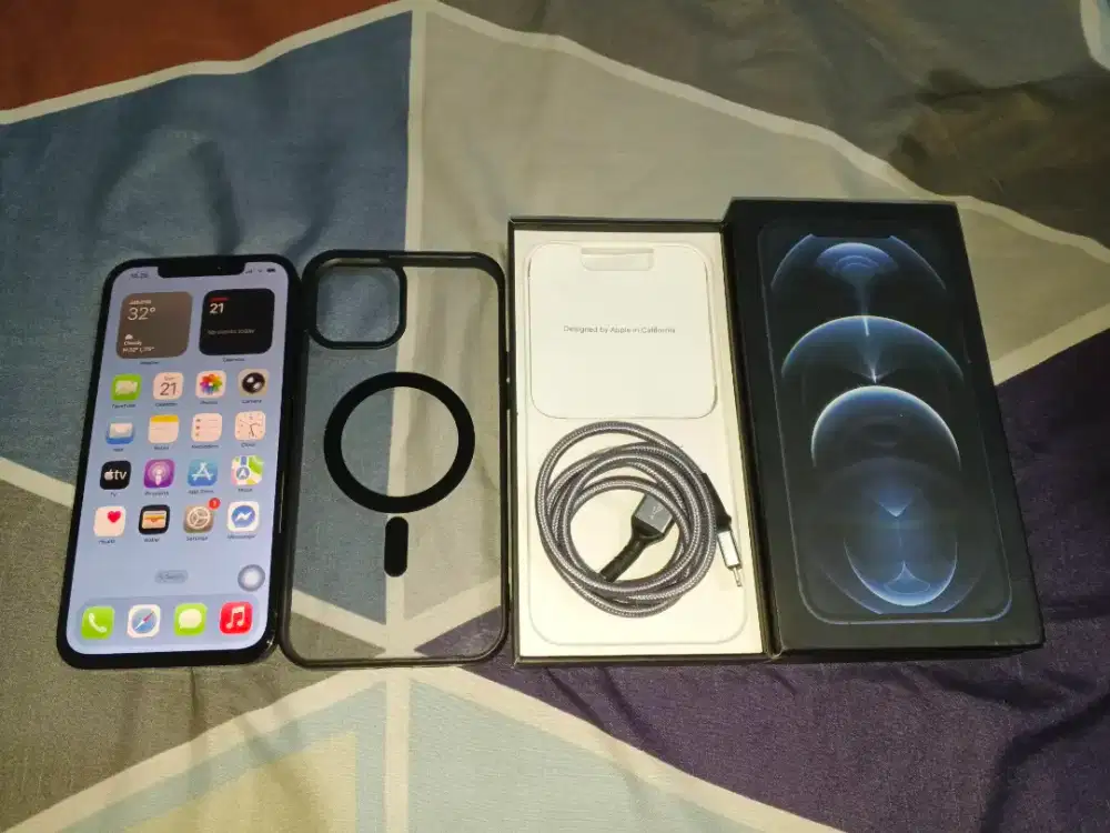 iPhone 12 pro max ex resmi fullset bisa tt