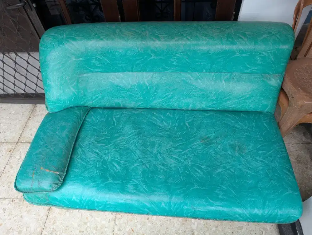 Sofa kursi siku siku