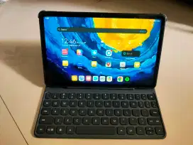 Huawei Matepad 10.4 + Wireless Keyboard