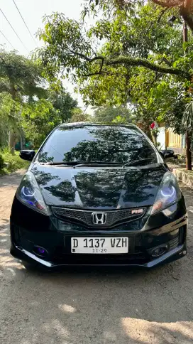 Honda Jazz RS tahun 2011