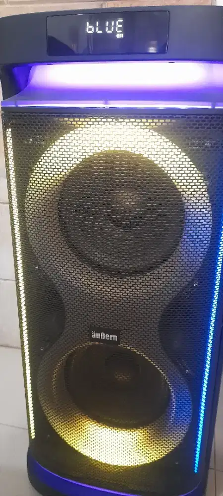 Speaker portabel bekas