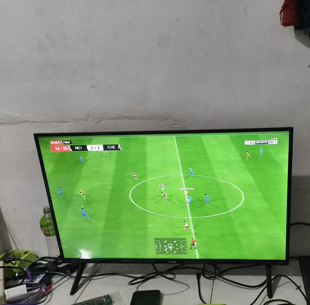 TV ADVANCE 32 inch