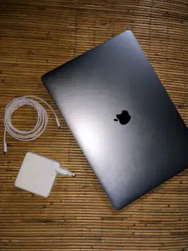 MacBook Pro 2017 second like new