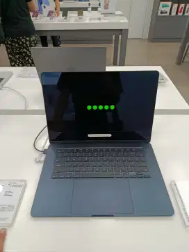 APPLE MACBOOK AIR M4 15 256GB