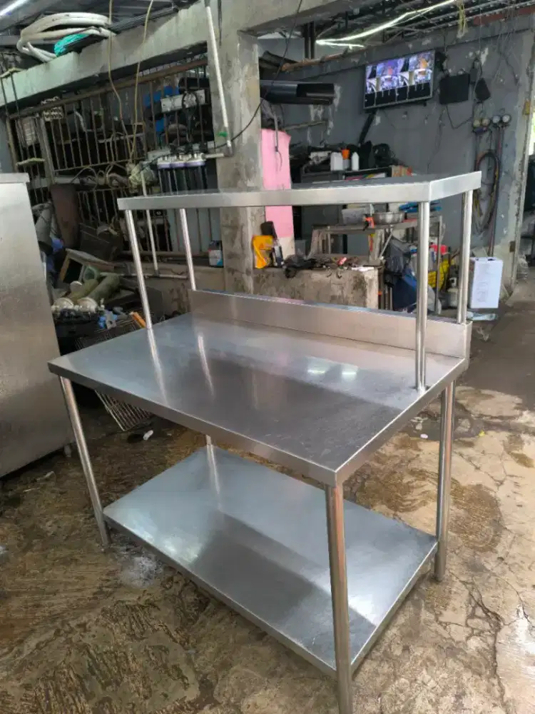 Meja 2 susun backsplash with upperself uk 120×70×82 
Uk upper120×30×50