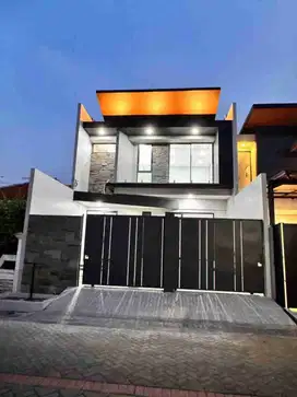 Jual Rumah Baru Manyar Surabaya Row Jalan Lebar 3 Mobil