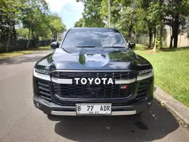 Land Cruiser 300 GR Sport 2024