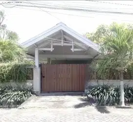 RUMAH MANYAR FURNISH 1 LANTAI SHM 4M dkt Kertajaya Klampis Araya