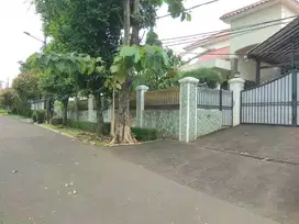 Dijual Rumah di Duren TIga Lokasi Bagus Asri dan Tenang LT 620