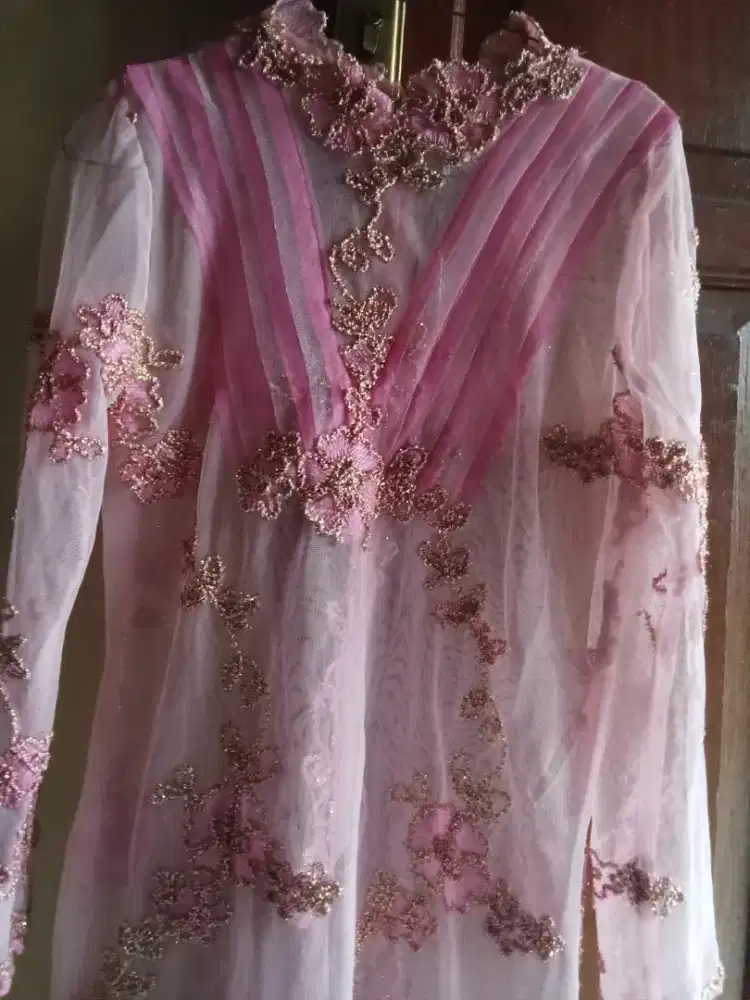 Jual kebaya antik