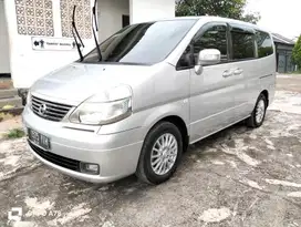 Nissan Serena 2010 Bensin