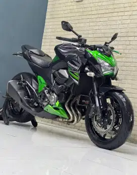 READY‼️ SUPERBIKE KAWASAKI Z800 TH 2013 MULUS ORIGINAL FULLPAPER