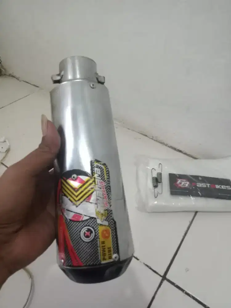 Kenalpot motor racing