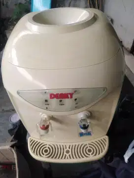 Dispenser merek denky