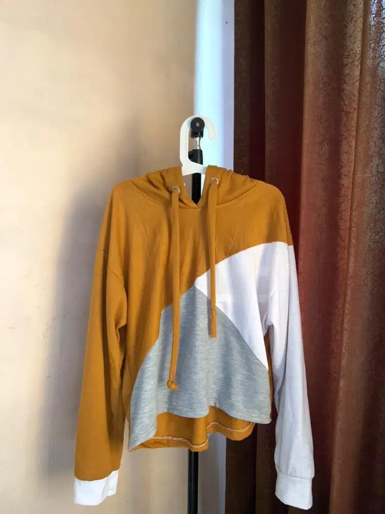 Hoodie Wanita Crop Top