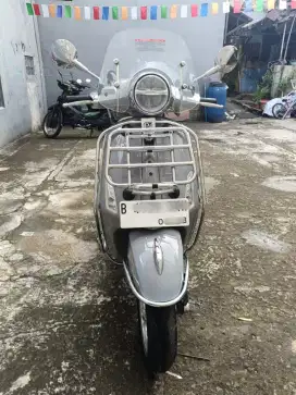 Piaggio Vespa Primavera 150 ABS 2021 full original accessories