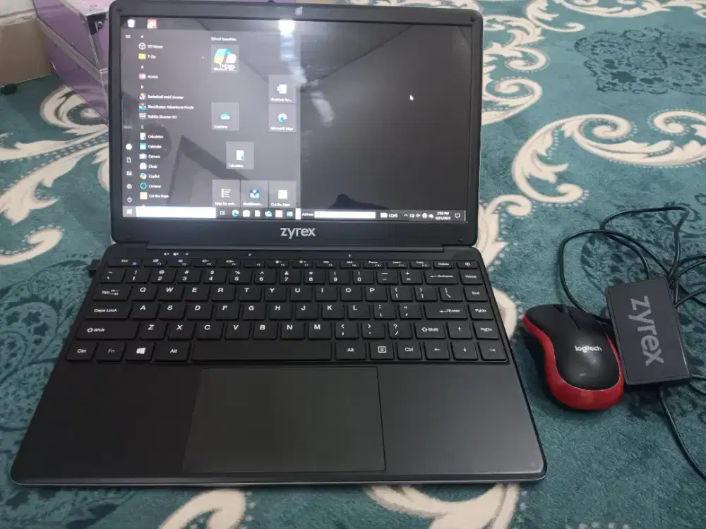LAPTOP ZYREX MURAH DIBOGOR