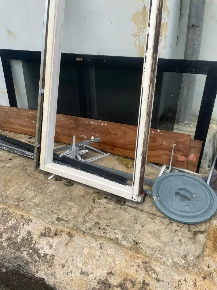 Pintu sleding kaca