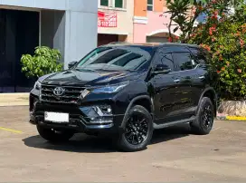 Dp minim Fortuner 2.8 GR Sport 2022 Diesel New Toyota Vrz 4x2 usd 2023