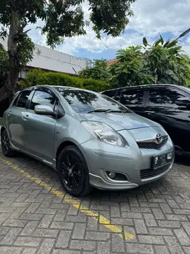 Yaris E At 2012