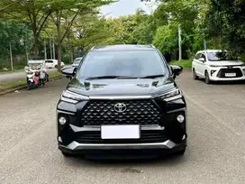Toyota Avanza Veloz Q Matic / AT 2022 Hitam