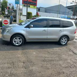 Nissan Grand livina 2011 Bensin