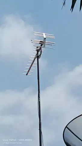 Jualan antena tv dipasangin biar muncul chenel