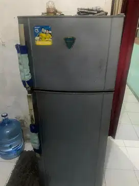 Kulkas Sharp 2 Pintu