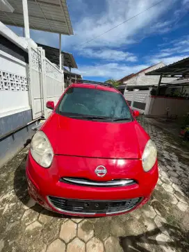 Dijual Nissan March 1.2  Bensin MT 2012