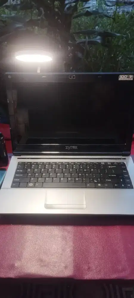 Laptop Zyrex E4105