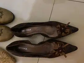 Sepatu heels coklat preloved
