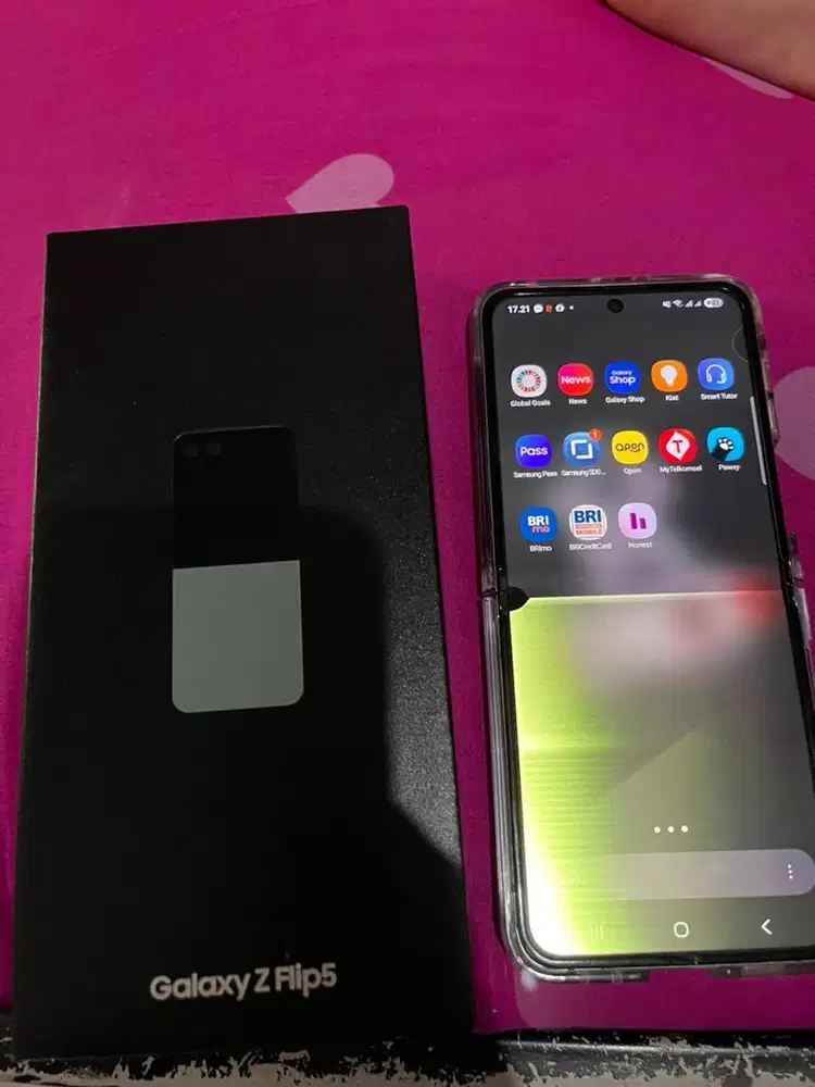 Z flip 5 fullset 256 gb NEGO