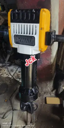 JACK HAMMER DEWALT