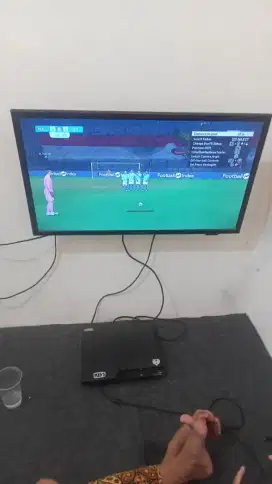 For sale PlayStation 3 Superslime + TV merk LG