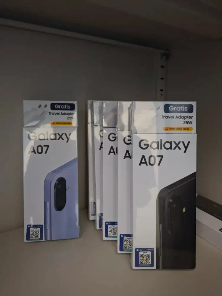 SAMSUNG A07 4/64 GB BARU FREE ADAPTER