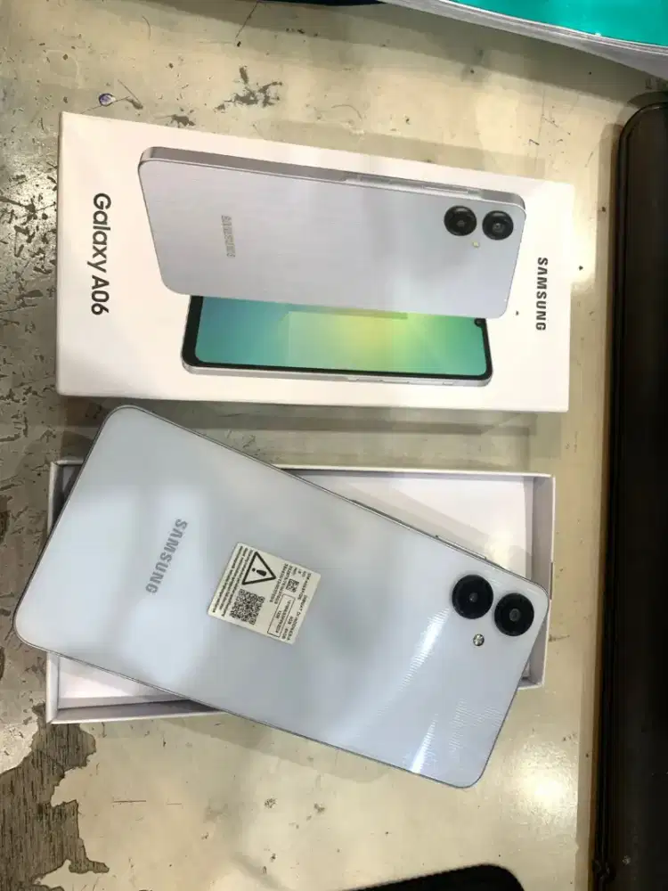 SAMSUNG A06 4/64