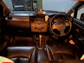 Nissan Latio 2009 Bensin