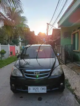 Dijual Avanza type G 2009