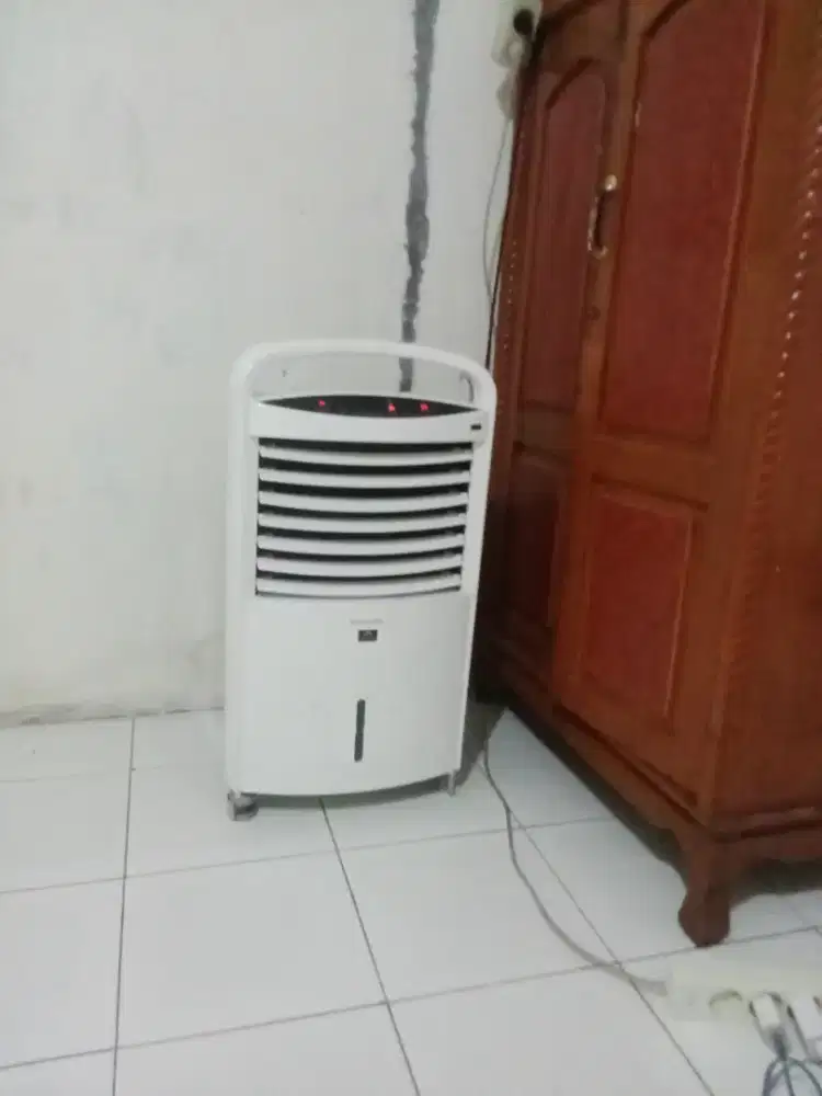 Air cooler sejuk nyaman pas buat dikosan atau tempat usaha