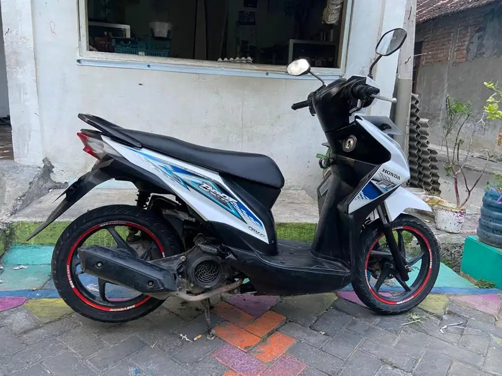 Mio Sporty 2010 CW Emas